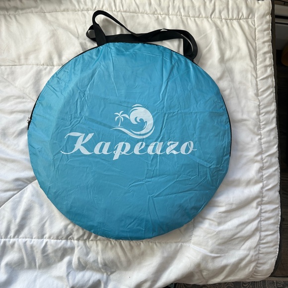 Baby Beach Blue Pop-Up Tent with Yellow Trim - Picture 4 of 6